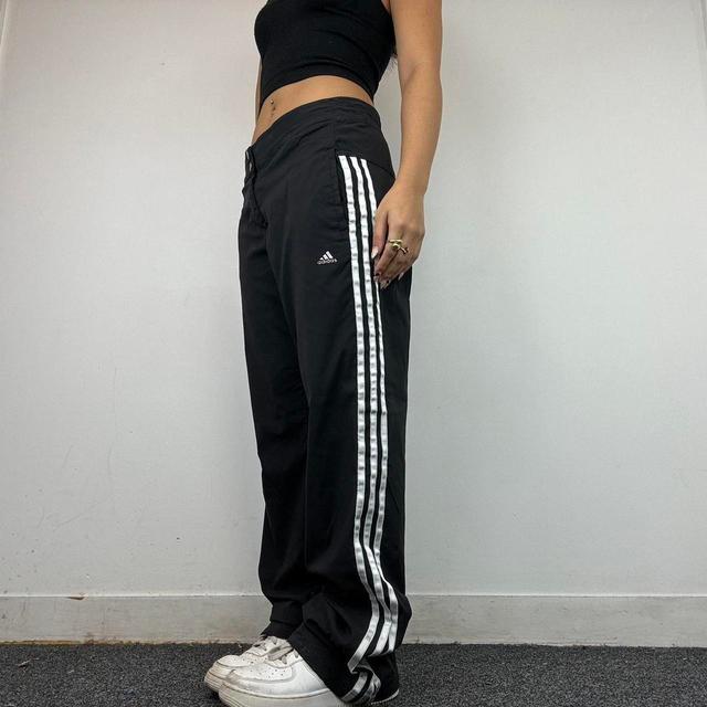 Adidas Women's Sweatpants - Black - M on Productcaster.