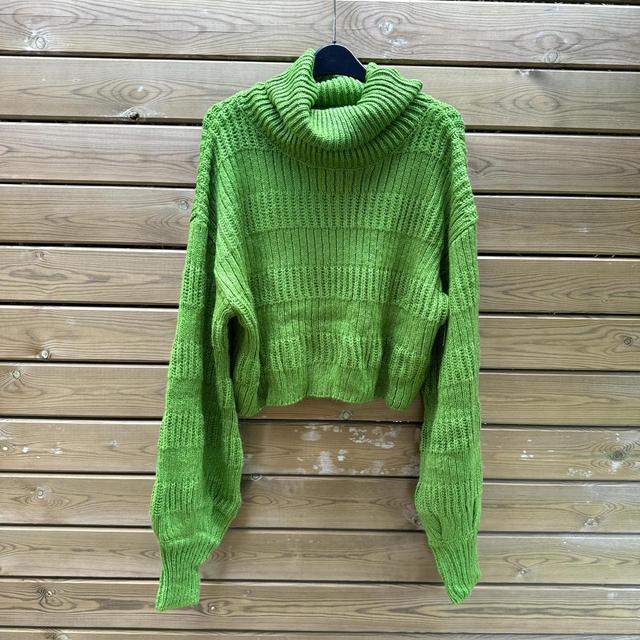 Urban Outfitters Women's Jumper - Green - M on Productcaster.