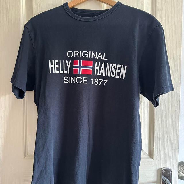 Helly Hansen Men's T-shirt - Navy - M on Productcaster.