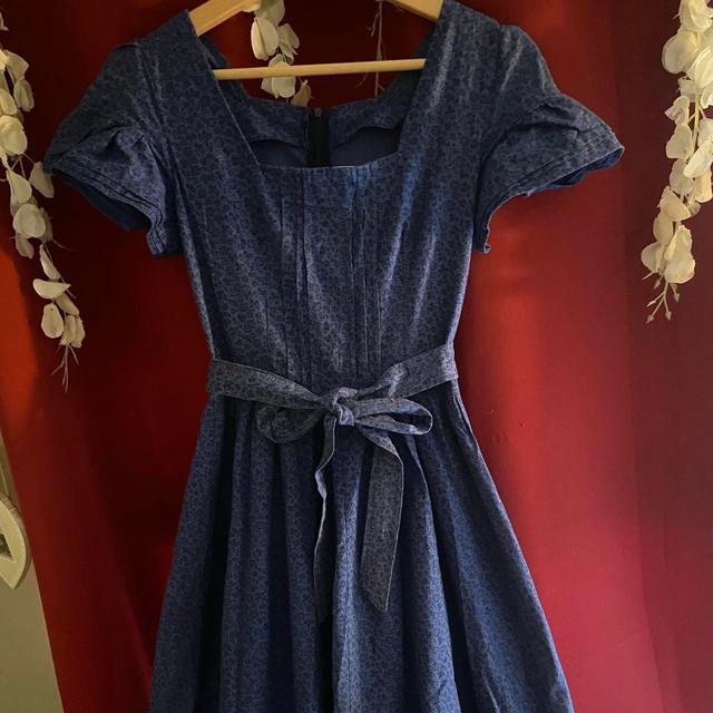 Laura Ashley Women's Dress - Blue - 6 on Productcaster.