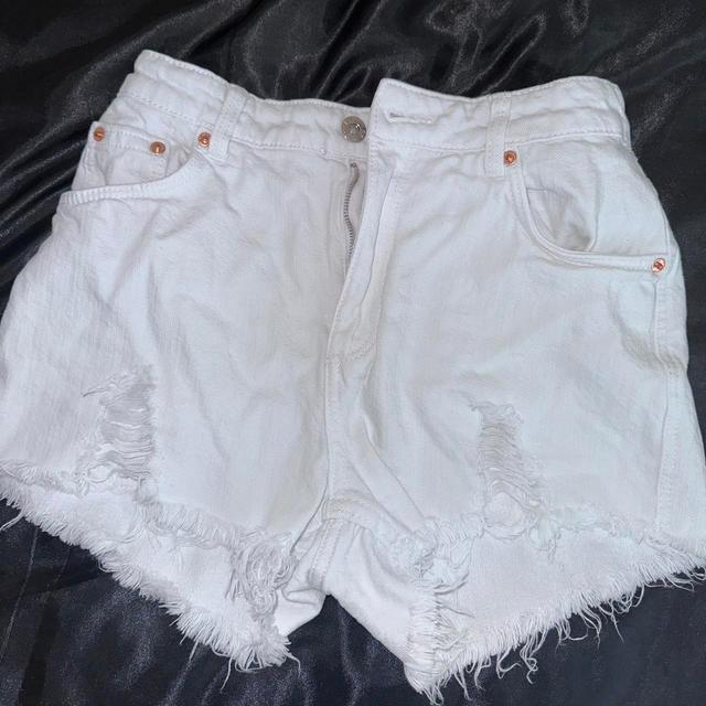 Bershka Women's Shorts - White - 34" on Productcaster.