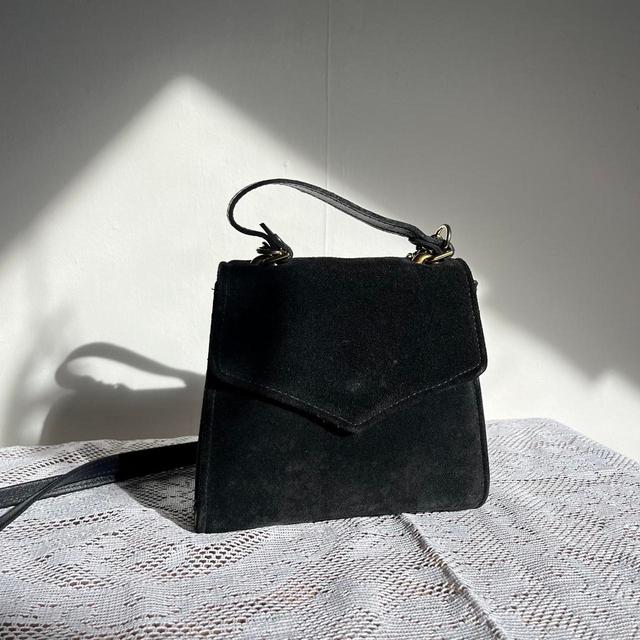 Vintage Women's Crossbody bags - Black/Gold on Productcaster.