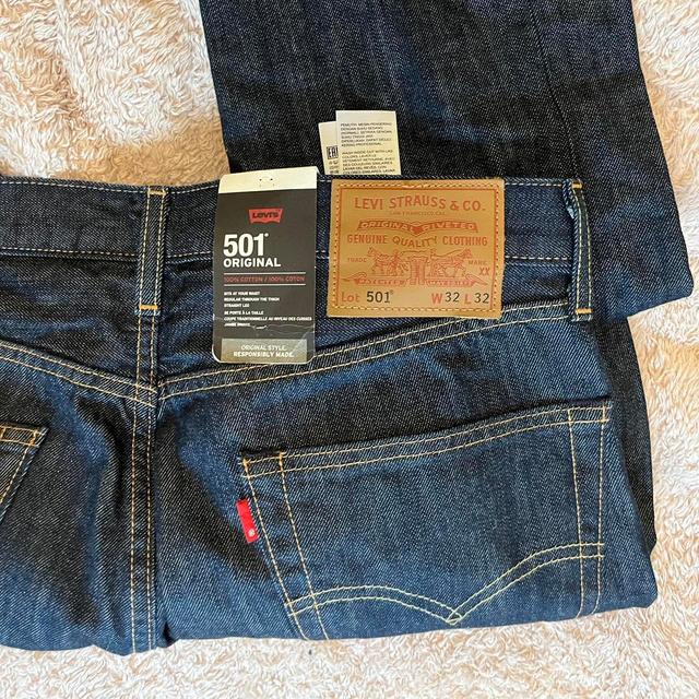 Levi's Men's Jeans - Navy - 32" on Productcaster.