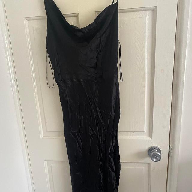 H&M Women's Dress - Black - M on Productcaster.