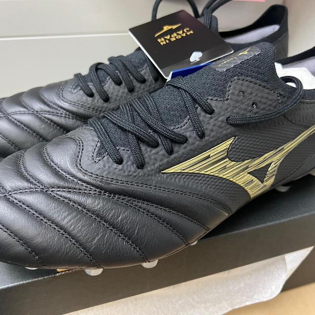 Mizuno Men's Trainers - Black - UK 8.5 on Productcaster.