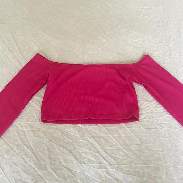 Bershka Women's Crop top - Pink - S on Productcaster.