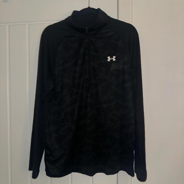 Under Armour Men's Top - Black - L on Productcaster.