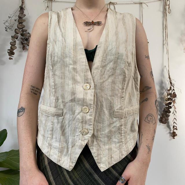 Vintage Women's Vest - Cream - L on Productcaster.