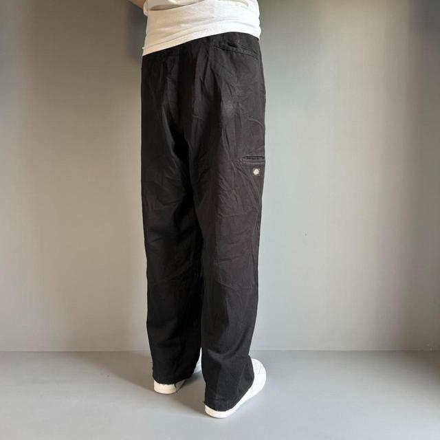 Dickies Men's Straight leg Cargo Trousers - Black - 37" on Productcaster.