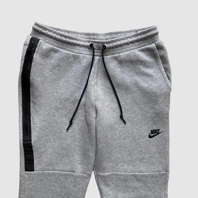 Nike Men's Sweatpants - Grey/Black - S on Productcaster.