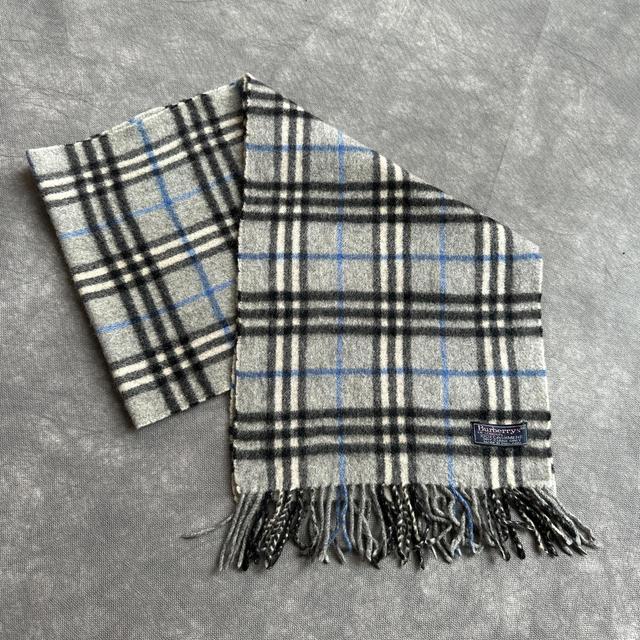 Burberry Women's Scarf - Grey on Productcaster.