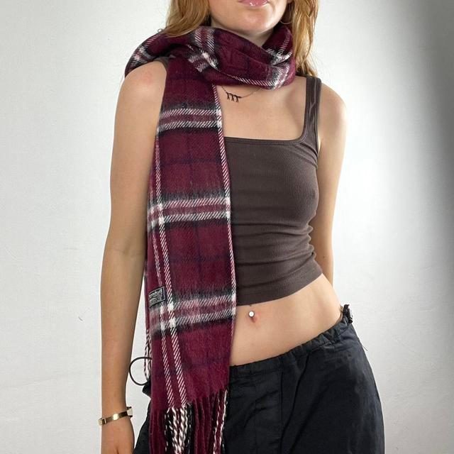 Burberry Women's Scarf - Burgundy on Productcaster.