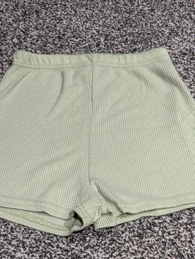 PrettyLittleThing Women's Shorts - Green - XS on Productcaster.