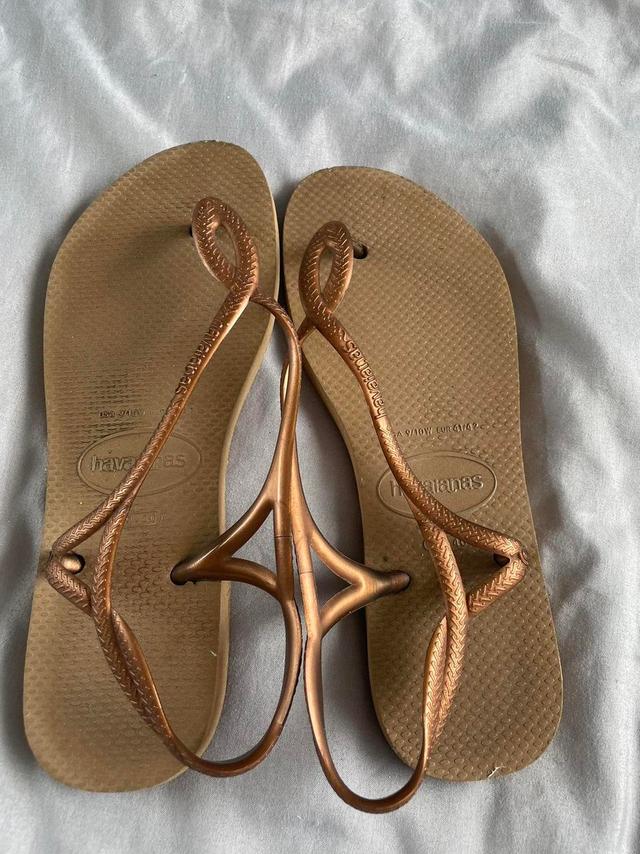 Havaianas Women's Sandals - Gold/Brown - UK 5.5 on Productcaster.