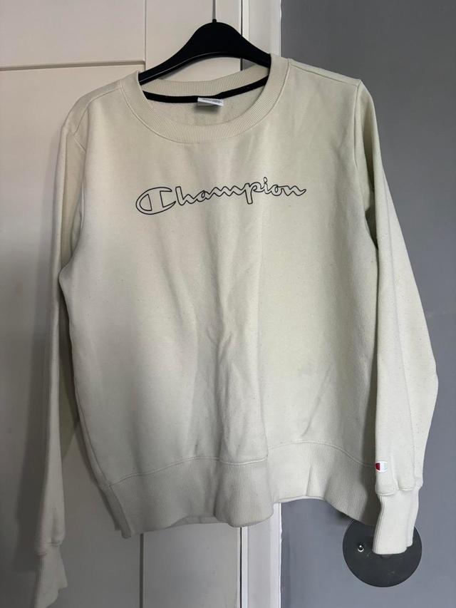 Champion Women's Sweatshirt - Cream - L on Productcaster.