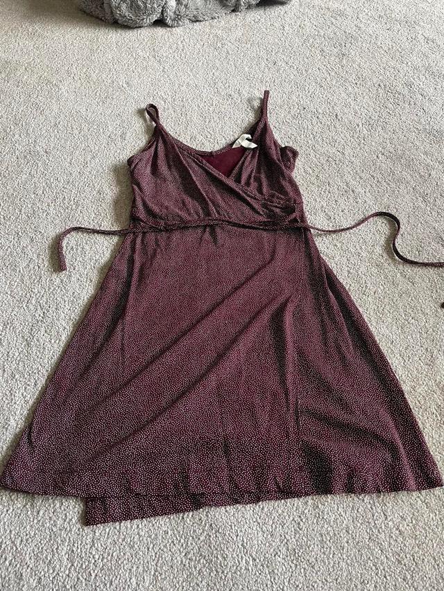 H&M Women's Dress - Burgundy - XS on Productcaster.