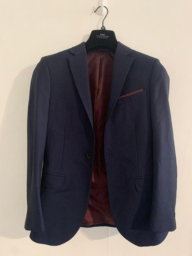 Moss Bros Men's Suit - Navy - S on Productcaster.