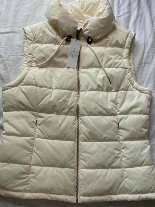 Calvin Klein Women's Gilet - Cream/White - L on Productcaster.