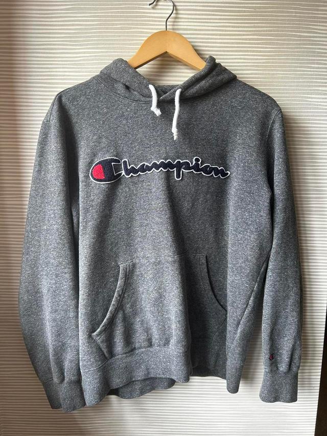 Champion Men's Hoodie - Grey - L on Productcaster.