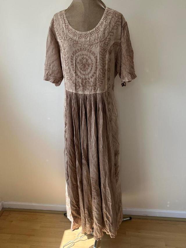 Vintage Women's Viscose Dress - Cream/Brown - 12 on Productcaster.