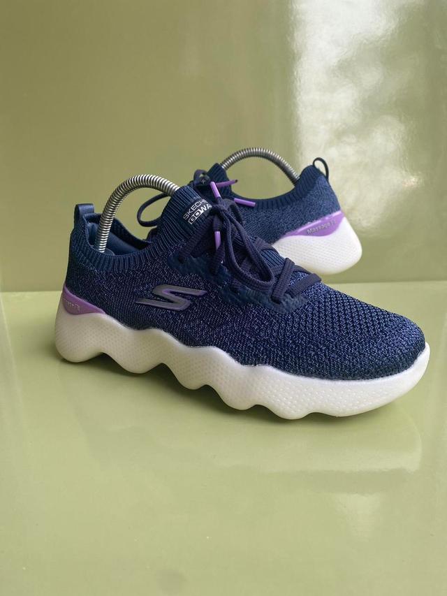 Skechers Women's Trainers - Navy/White - UK 4.5 on Productcaster.