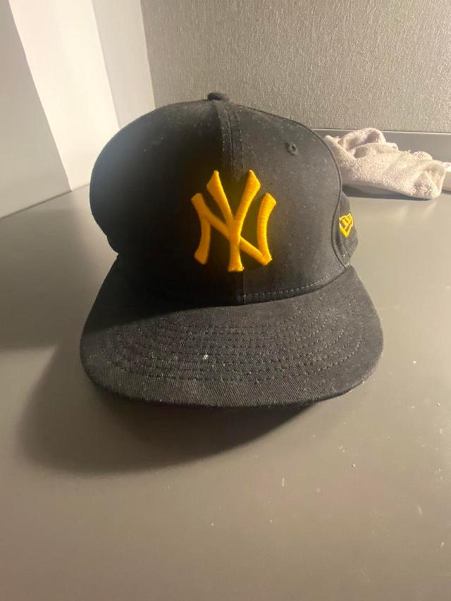 New Era Men's Caps - Black/Yellow on Productcaster.