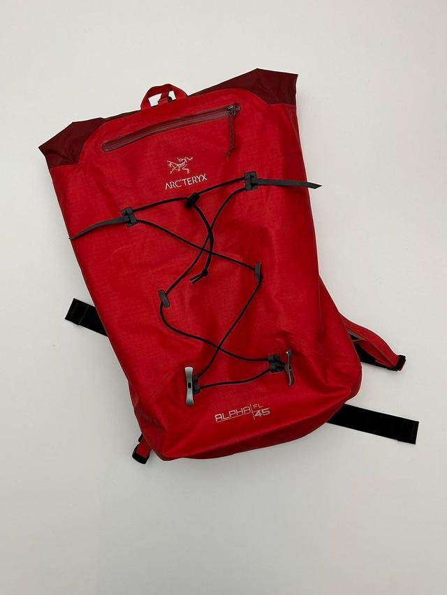 Arc'teryx Men's Backpacks - Red on Productcaster.