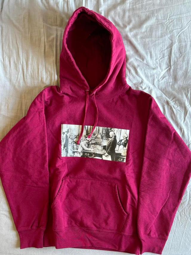 Supreme Men's Hoodie - Burgundy/Red - M on Productcaster.