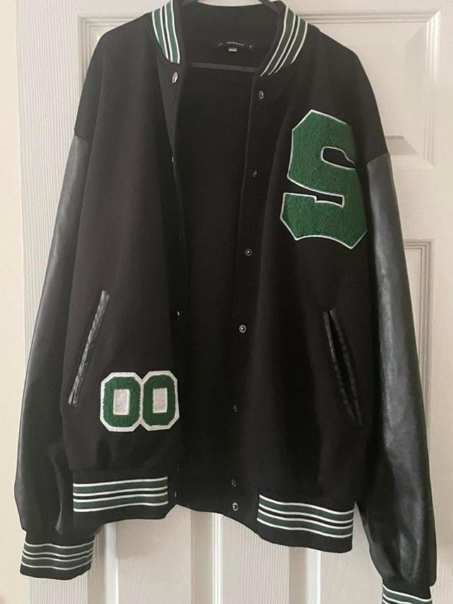 Women's Varsity Jacket - Black/Green - L on Productcaster.