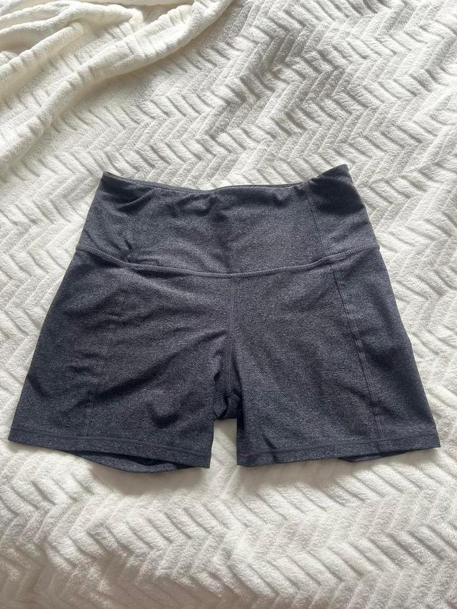 H&M Women's Shorts - Grey - UK 8 on Productcaster.