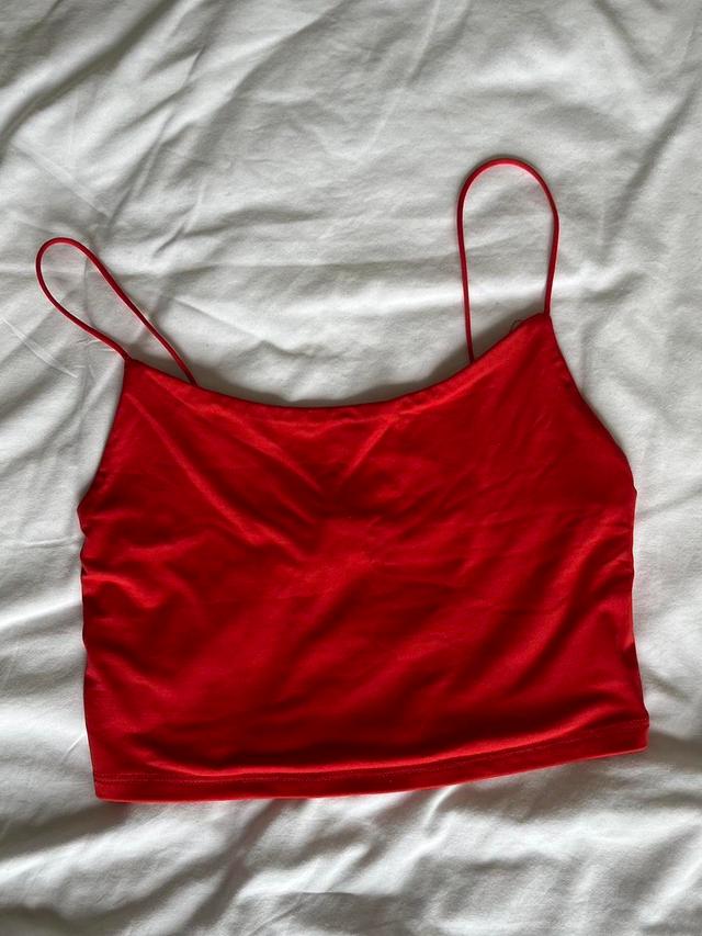 Bershka Women's Crop top - Red - S on Productcaster.