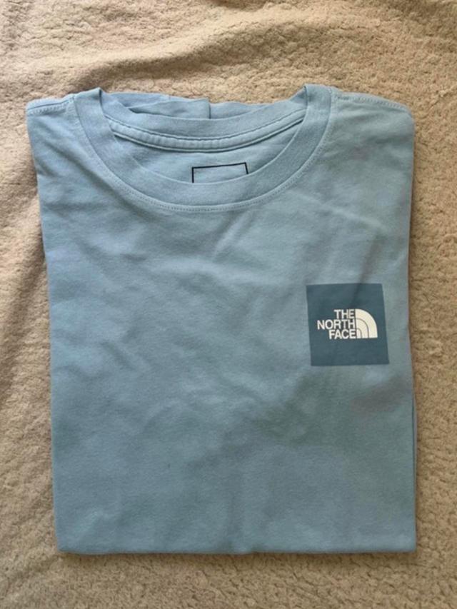 The North Face Women's T-shirt - Blue - 8 on Productcaster.