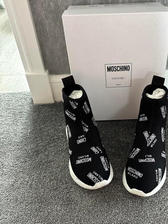 Moschino Women's Trainers - Black/White - UK 4 on Productcaster.