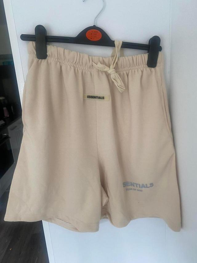 Essentials Men's Shorts - Cream - XXL on Productcaster.