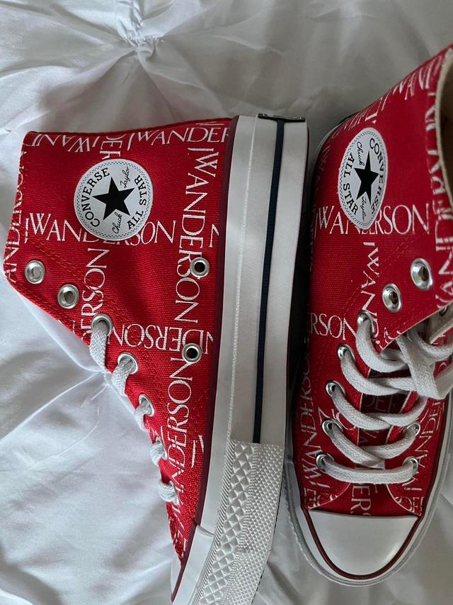 Converse Women's Trainers - Red/White - UK 3.5 on Productcaster.