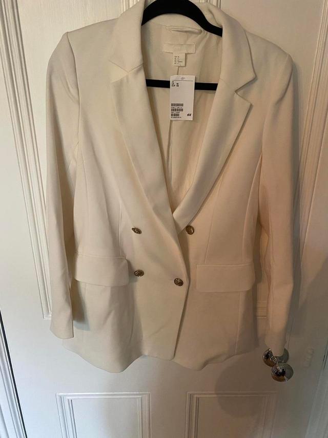 H&M Women's Blazer Jacket - White - UK 10 on Productcaster.