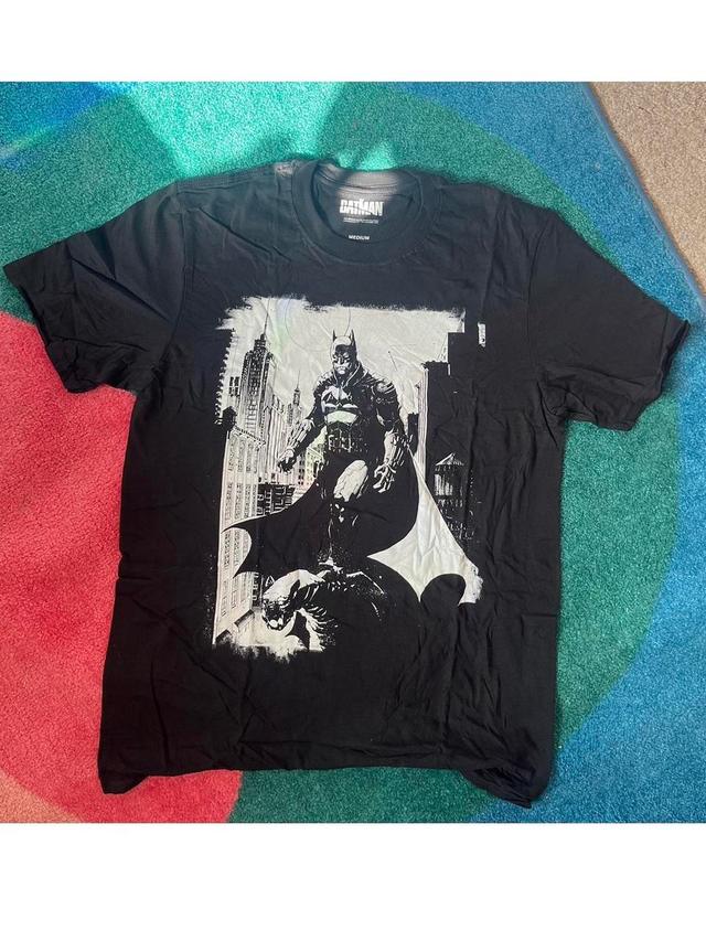 DC Comics Men's T-shirt - Black - M on Productcaster.