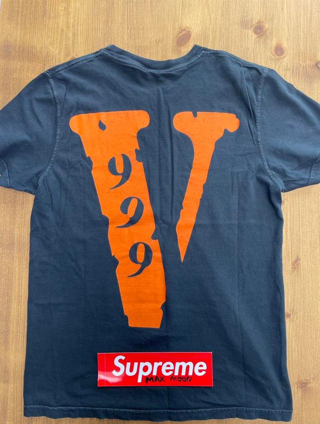 Vlone Men's T-shirt - Black - S on Productcaster.