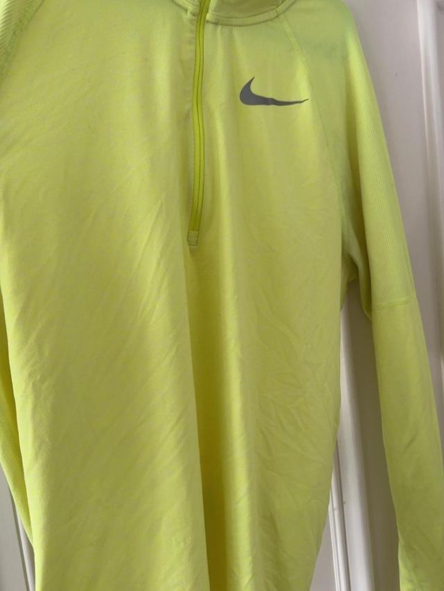 Nike Men's Sweatshirt - Yellow - M on Productcaster.