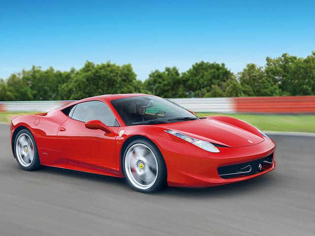 Smartbox - Alla guida di una Ferrari - Cofanetti Regalo Sport e Svago on Productcaster.