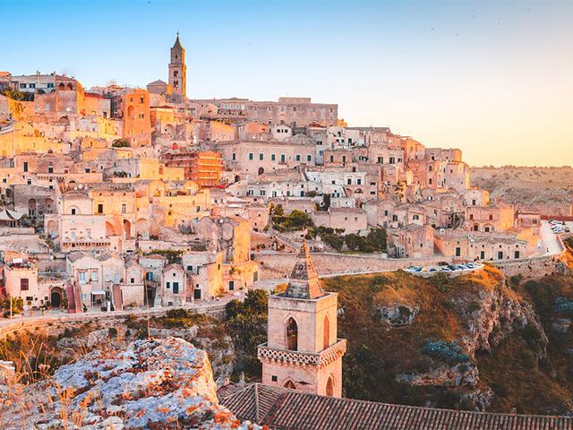 Smartbox - Cultura e gastronomia: 1 notte in B&B e 1 pranzo di 4 portate tipico della cucina di Matera - Cofanetti Regalo Soggiorni on Productcaster.