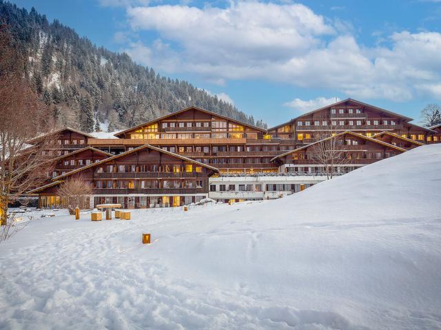 Séjour de 2 nuits en chambre panoramique à Gstaad - Coffret Cadeau, Box expérience Smartbox on Productcaster.