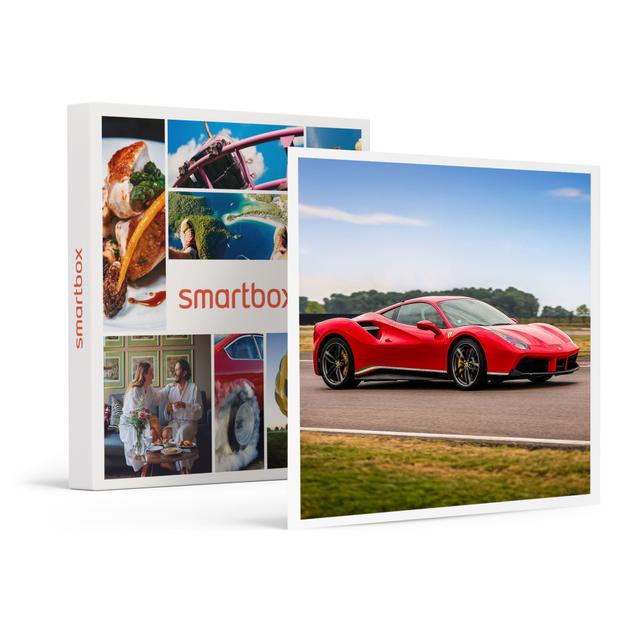 Smartbox Stage de pilotage : 3 tours sur le circuit de Trappes en Ferrari 488 - Coffret cadeau, box cadeau on Productcaster.