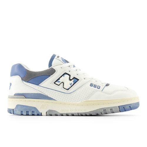 New Balance Unisex 550 in Weiß/Blau/Beige, Leather, Größe 37.5 on Productcaster.