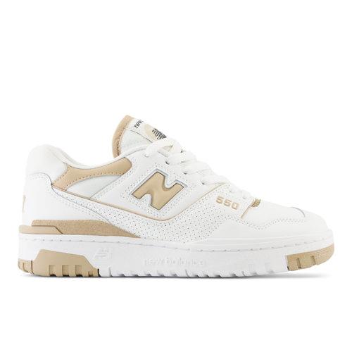 New Balance Kvinder 550 i White Leather, Størrelse 35 on Productcaster.