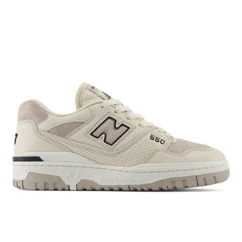 New Balance Femme 550 en Beige/Gris/Noir, Leather, Taille 40 on Productcaster.