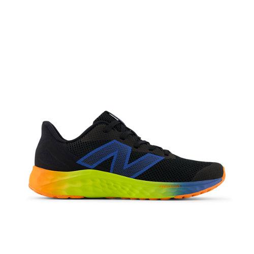 New Balance Kinder Fresh Foam Arishi v4 Laufschuhe in Schwarz/Orange/Blau/Grün, Synthetic, Größe 37 on Productcaster.