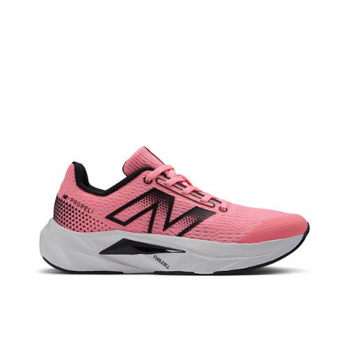 New Balance Niños FuelCell Propel v5 en Rosa/Negro, Synthetic, Talla 36 on Productcaster.