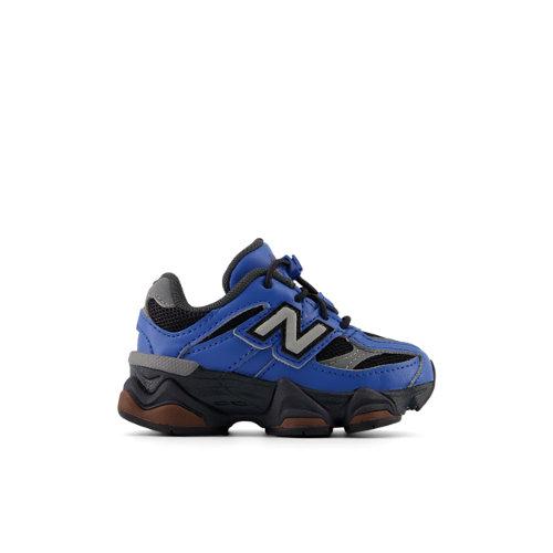 New Balance Kinder 9060 in Blue/Black, Synthetic, Größe 27.5 on Productcaster.