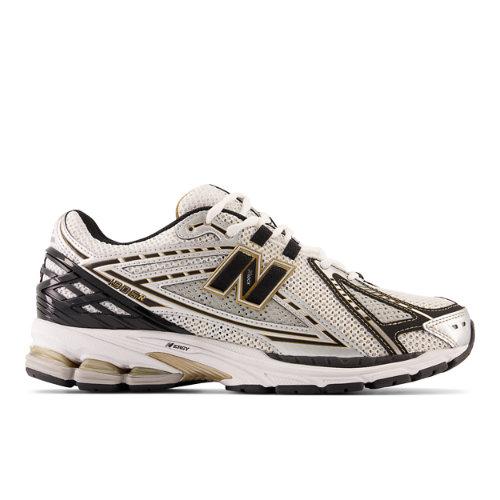 New Balance Men's 1906R in Grey/Brown Synthetic, size 9 on Productcaster.